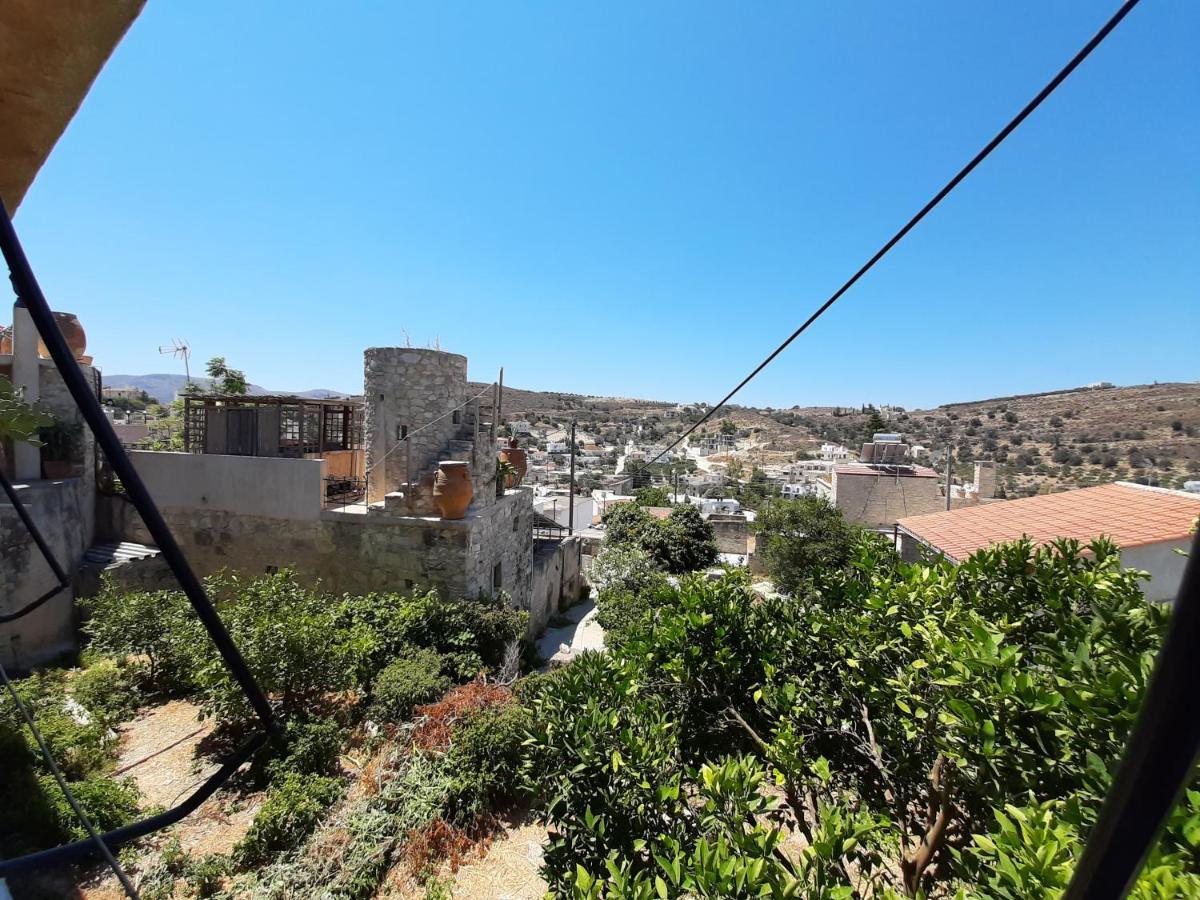 Papas Apartments Moírai Екстериор снимка