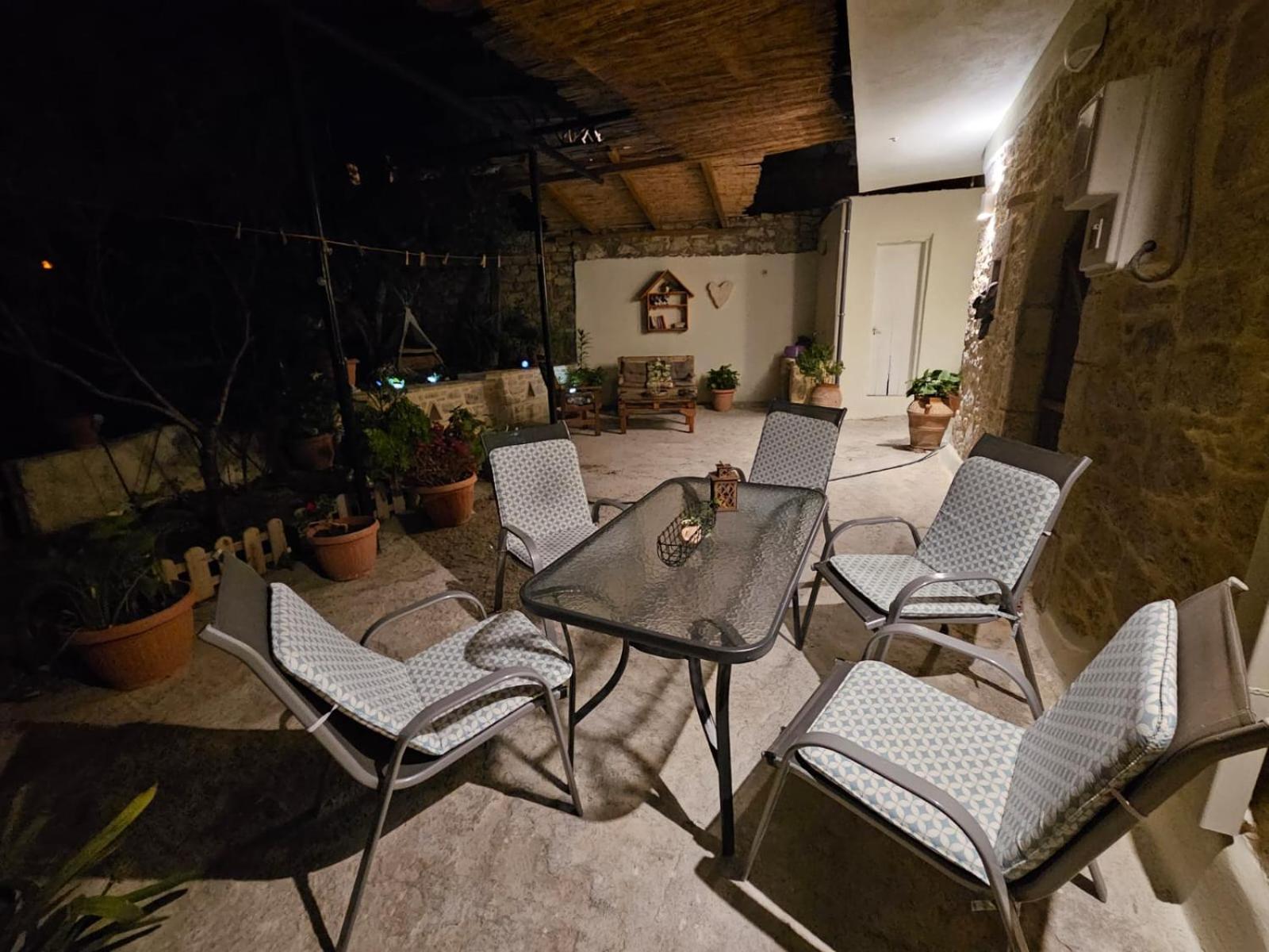 Papas Apartments Moírai Екстериор снимка