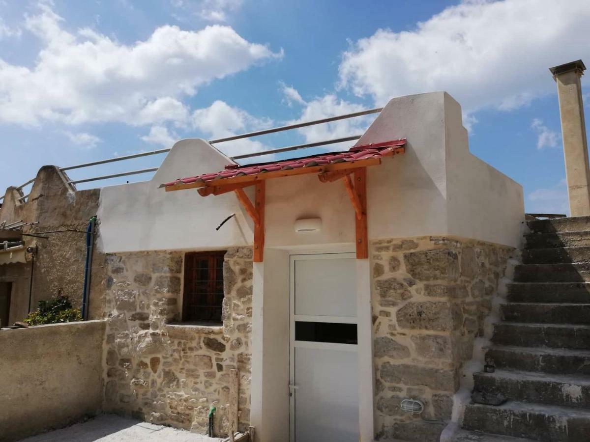Papas Apartments Moírai Екстериор снимка