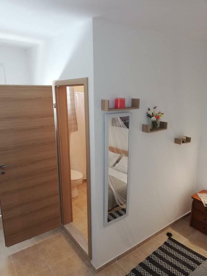 Papas Apartments Moírai Екстериор снимка